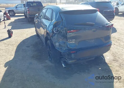 2022 Mazda Cx-30 Carbon Edition z USA, uszkodzony, nr VIN 3MVDMBCL6NM419089